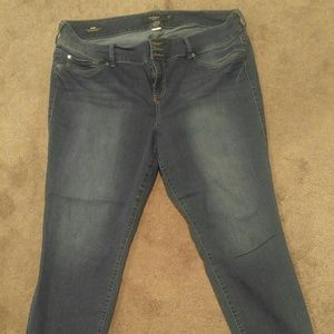 Women's plus size jeans